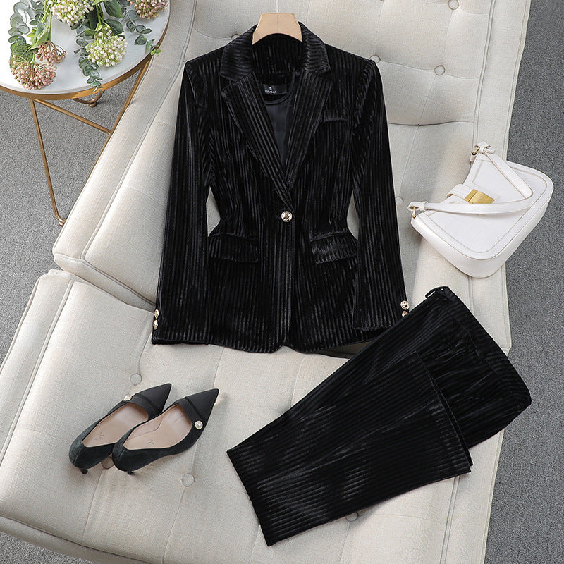Grace | Chic Women's Set with Long Jacket and Casual Suit