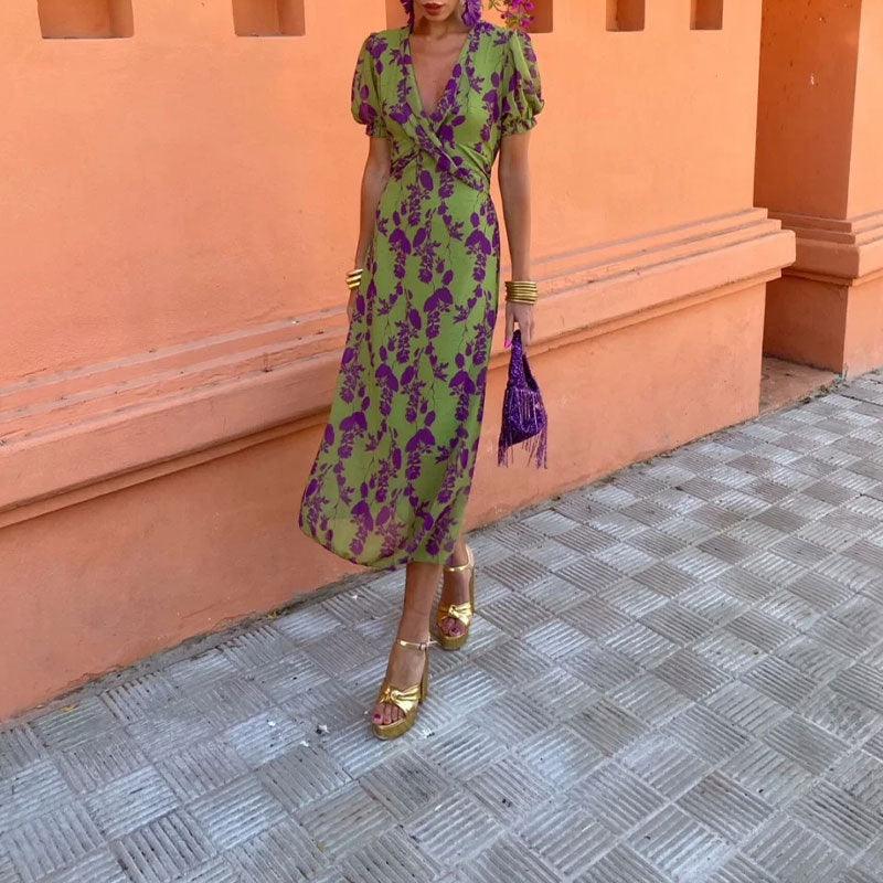 Elegant Long Printed Slim Fit Dress with V-Neck and Short Sleeves