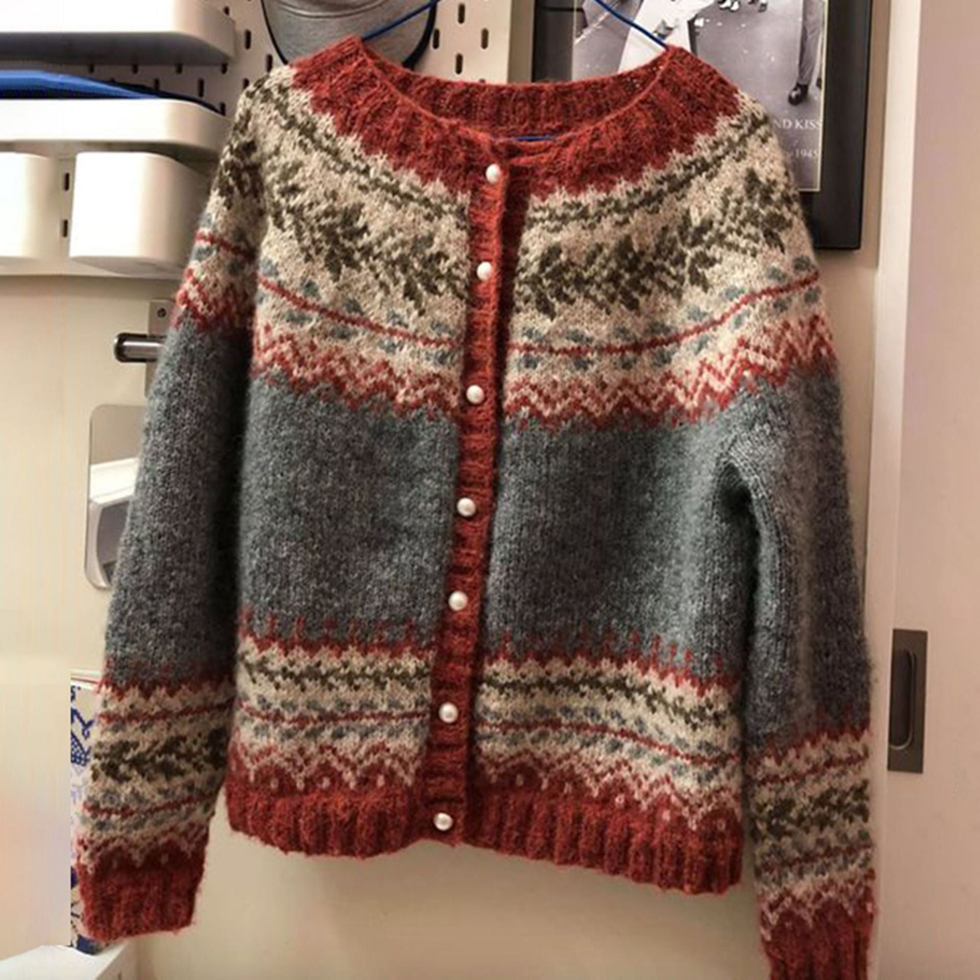 Classic Nordic Cardigan - Timeless Cozy Knit