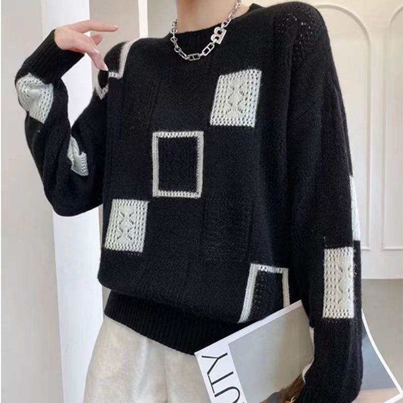 Effortlessly Elegant Knit Sweater