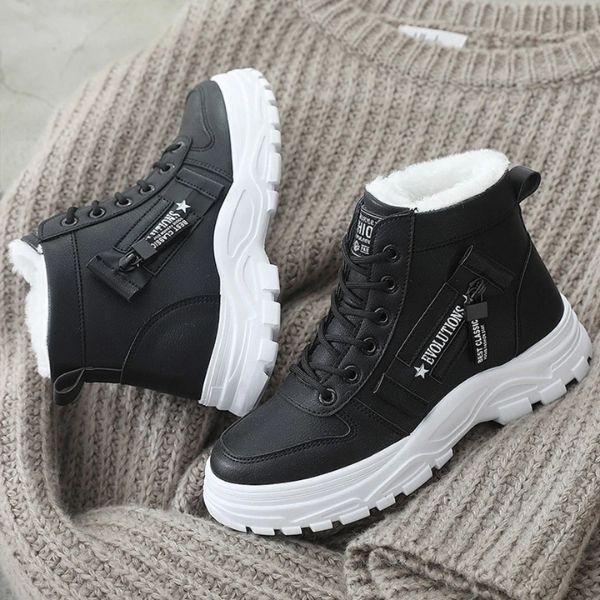 Nyra - High-Top Casual Sneakers for the Ankle