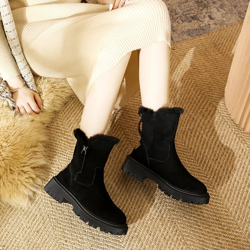 Women's Plush Winter Boots with Platform – Stylish and Warm for the Cold Season