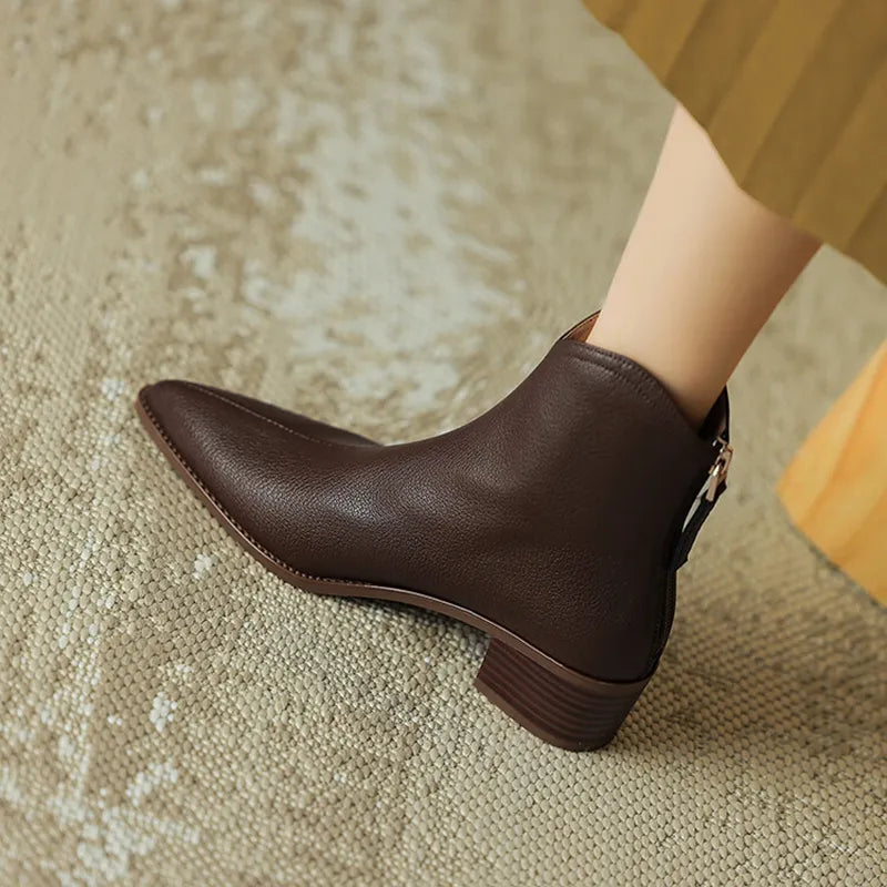 Pointed Toe Heel Boots for Women – Versatile Elegance and Modernity