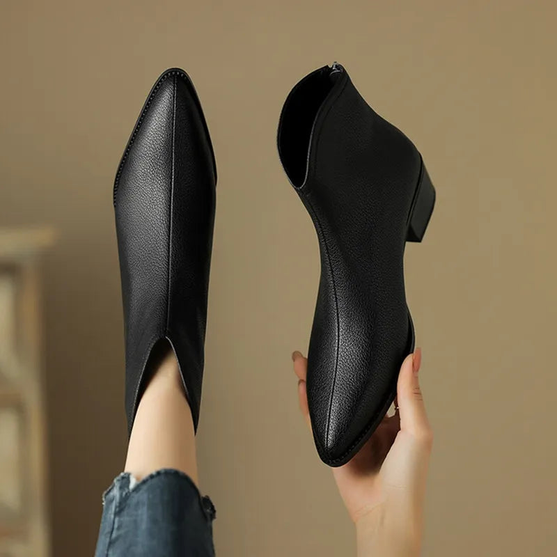 Pointed Toe Heel Boots for Women – Versatile Elegance and Modernity