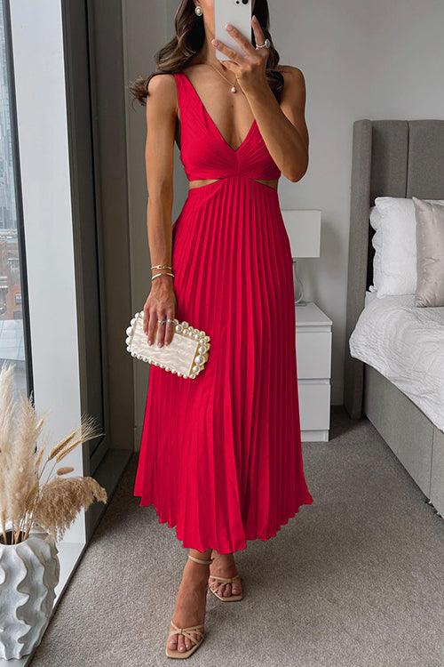 Maxi dress with V-neckline, cut-out waist, and sleeveless pleated design