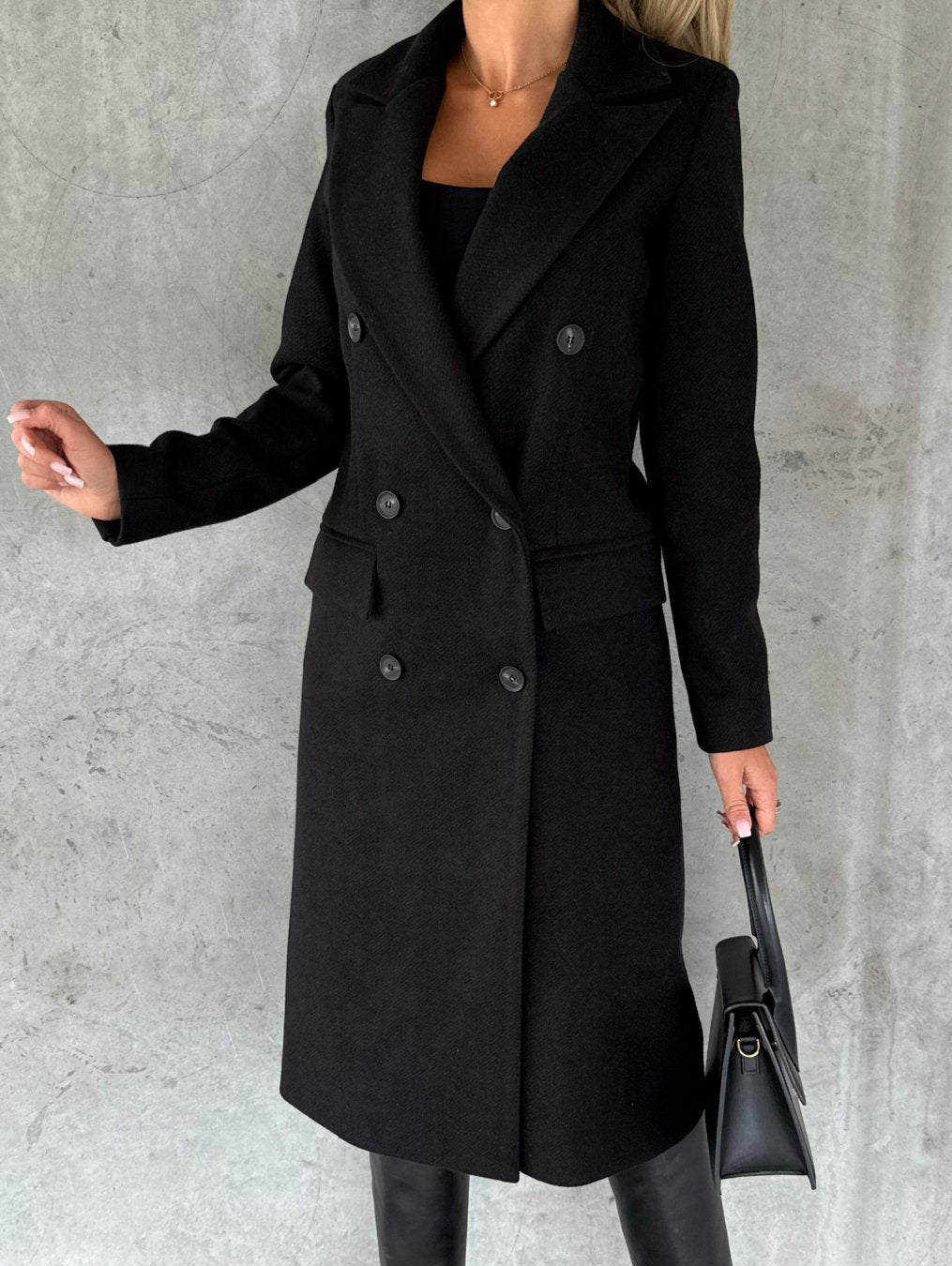 Elegant Classic Coat for a Timeless Style