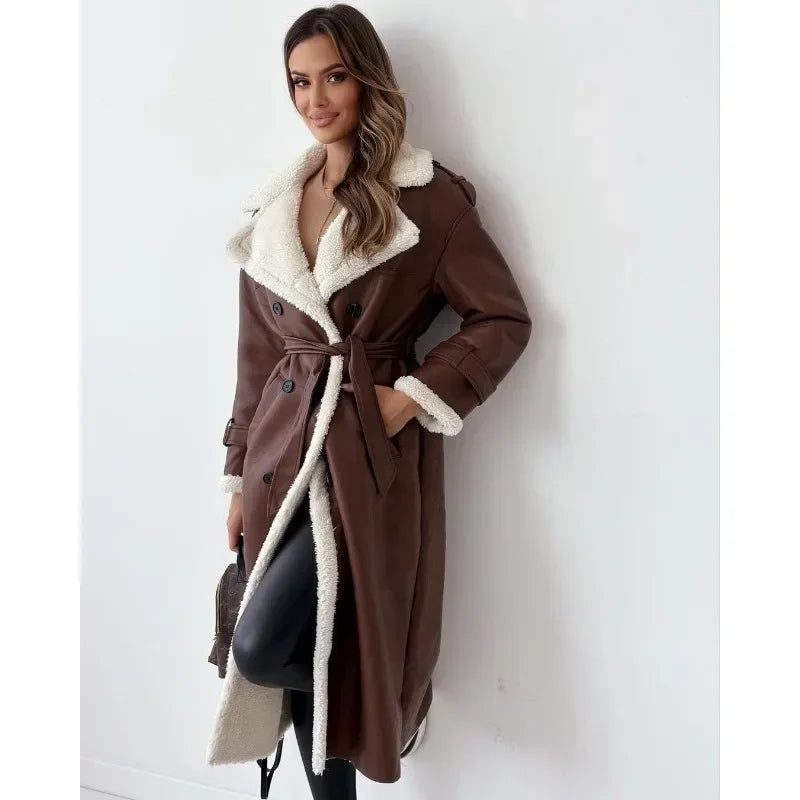 Elara | Stylish trench coat with soft plush lining