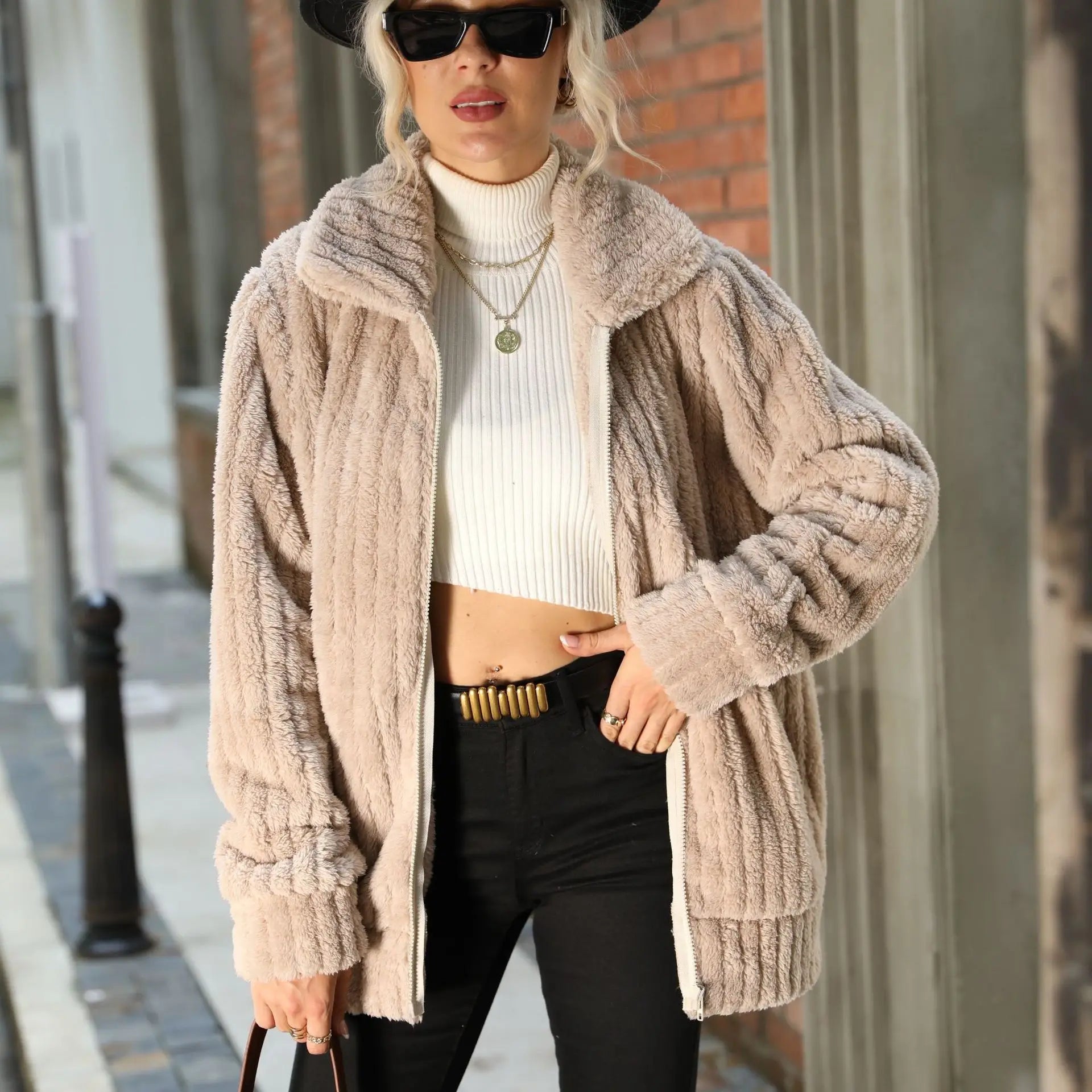 Iris | Elegant Fur Bomber Jacket for a Sophisticated Style