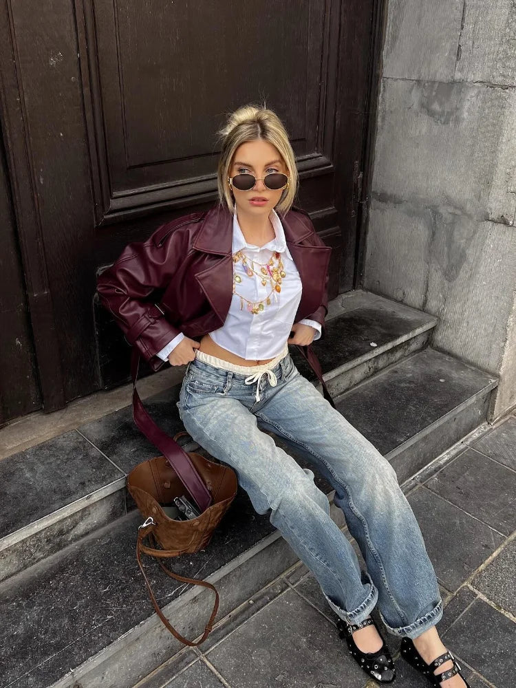 Katherine | Elegant Short Trench Coat in Burgundy