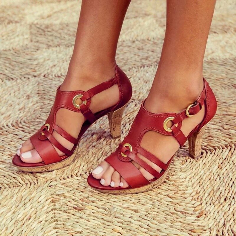 Katherine | Comfortable heeled sandals for an elegant and casual look