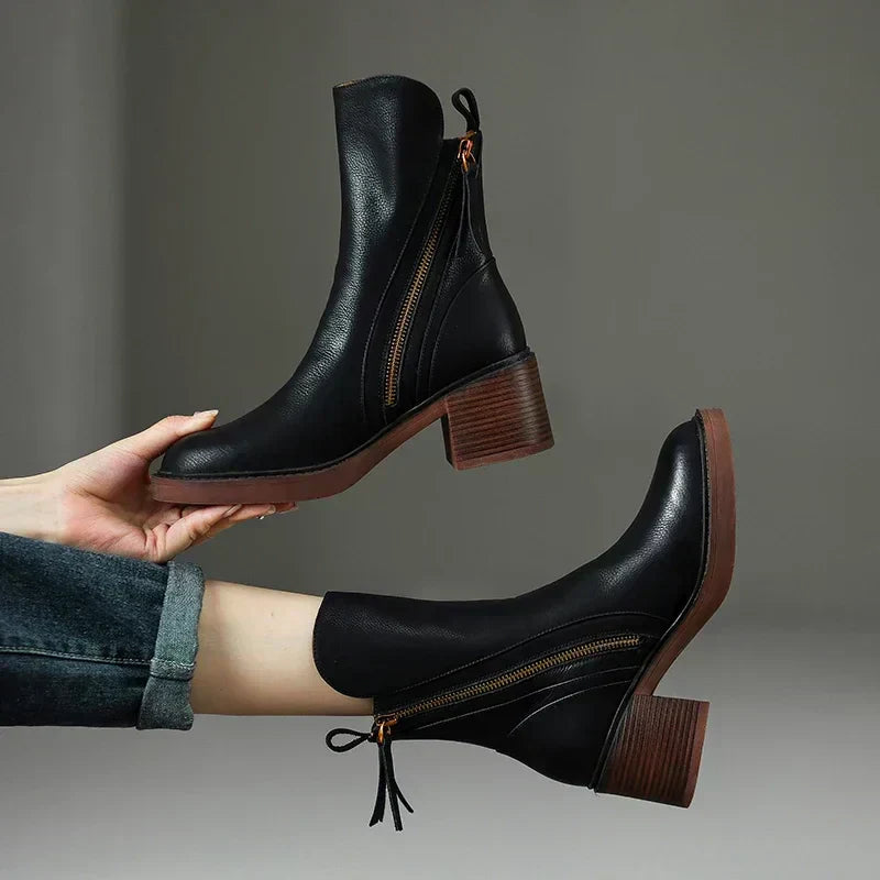 Savannah - Elegant and Comfortable Leather Ankle Boots