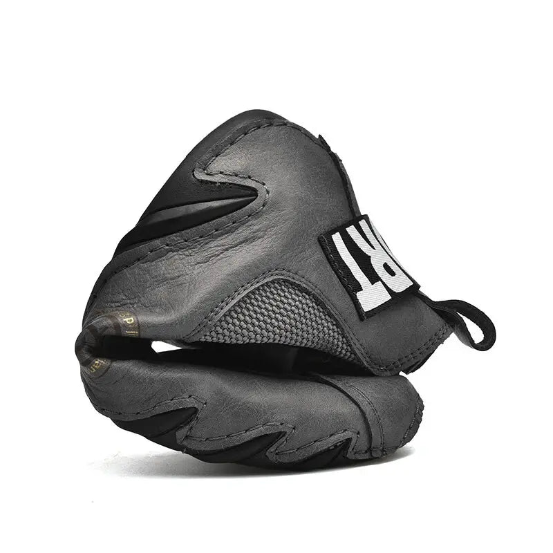 Men's Comfortable Lightweight Slip-On Shoes for Everyday Wear