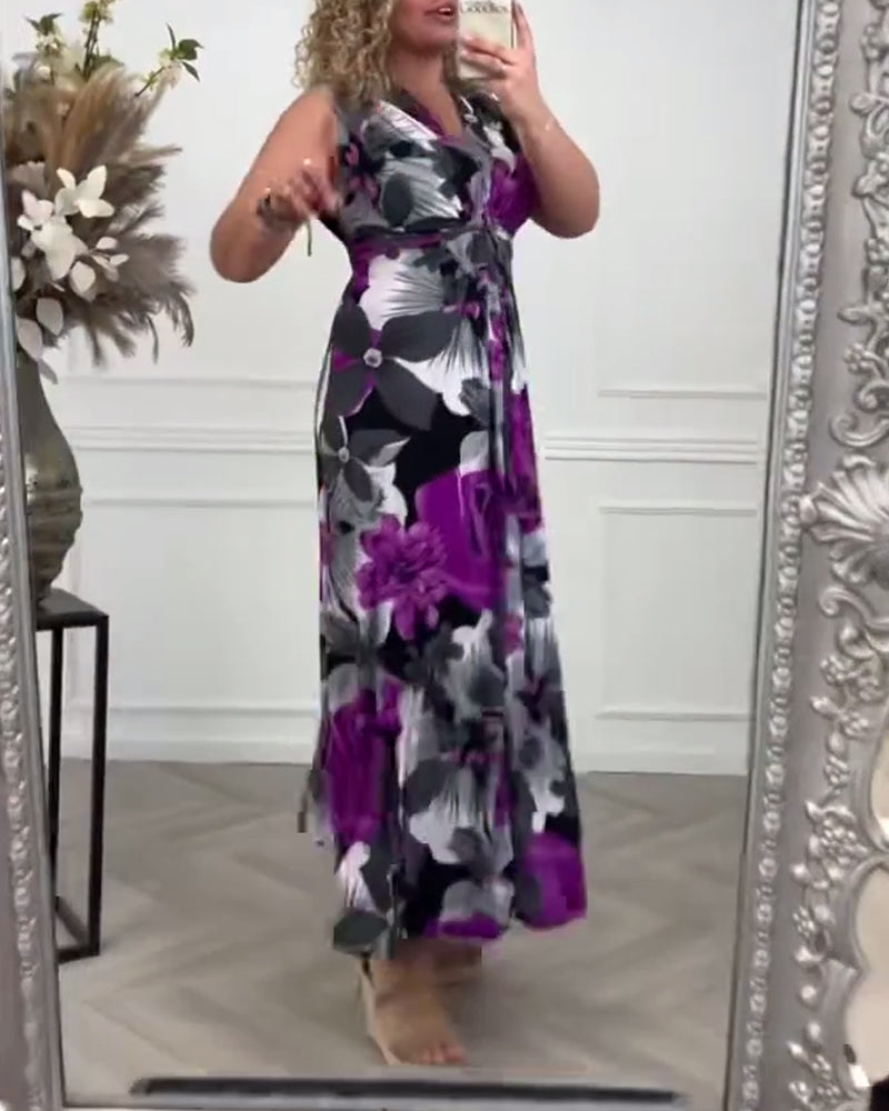 Svea | Sleeveless Pleated Dress with Floral Print 5