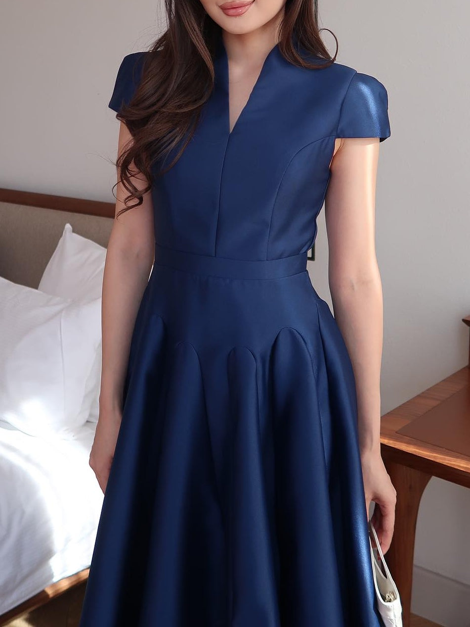 Elegant navy blue long dress with V-neck