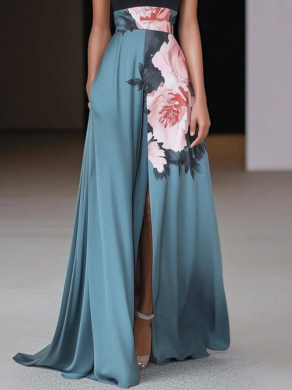 Elegant Long Dress with Floral Pattern