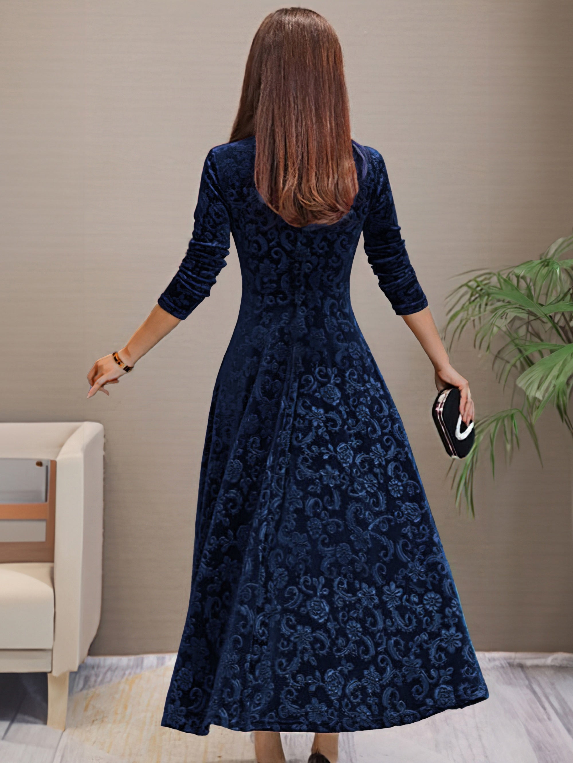 Denise Velvet Elegance Dress