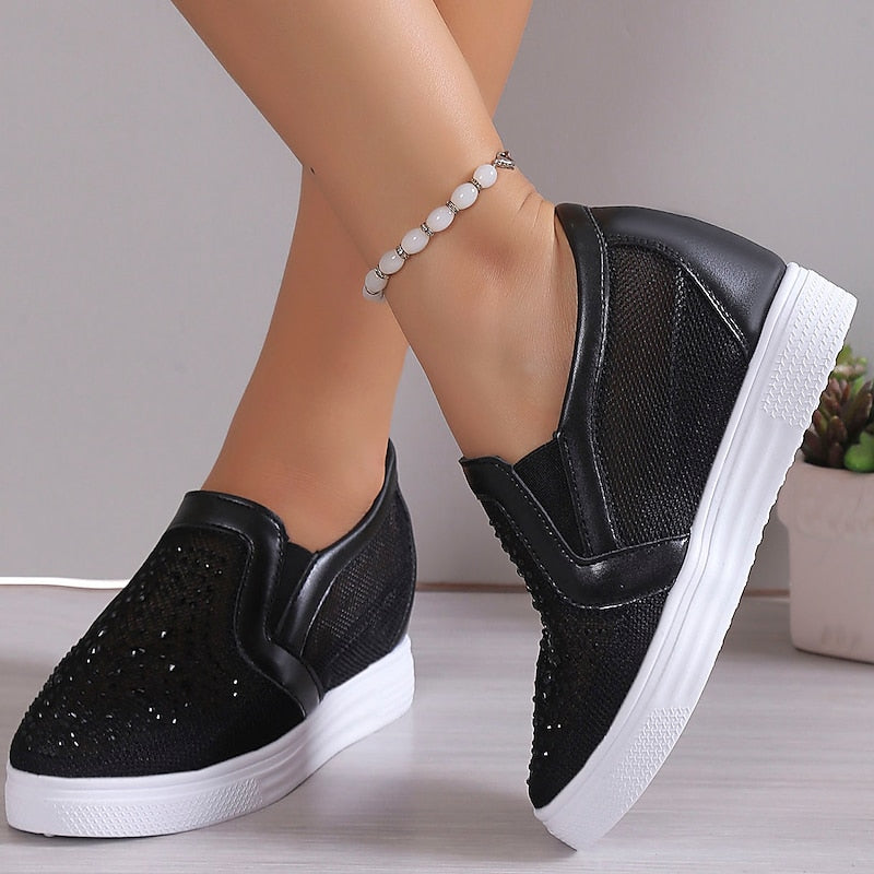 Trendy women's basketball with white crystals