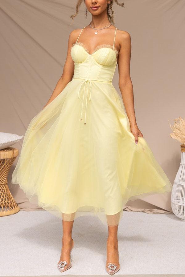 Elegant Maxi Dress with Straps in Chiffon for a Modern Princess Party
