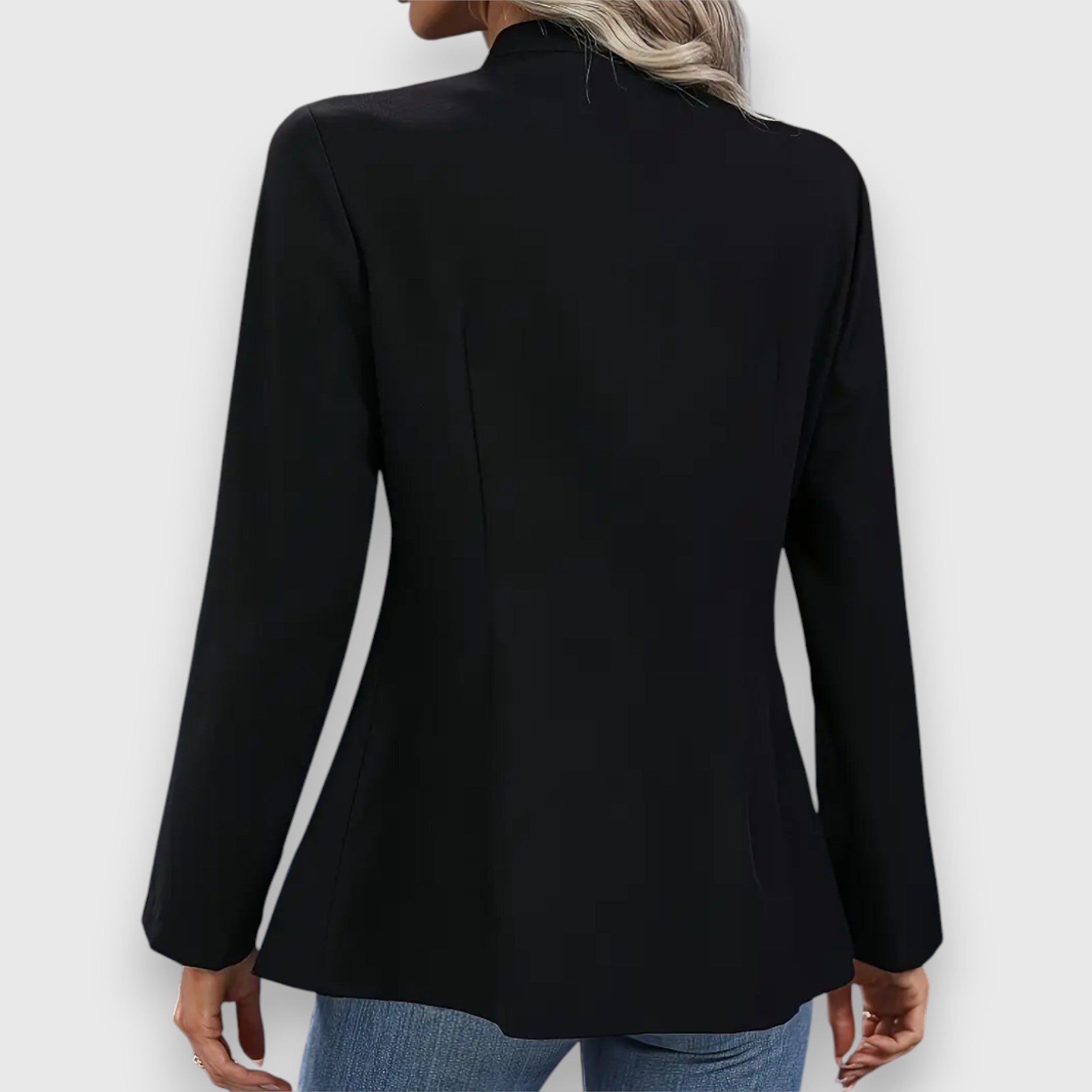 Lyana – Elegant blazer for women