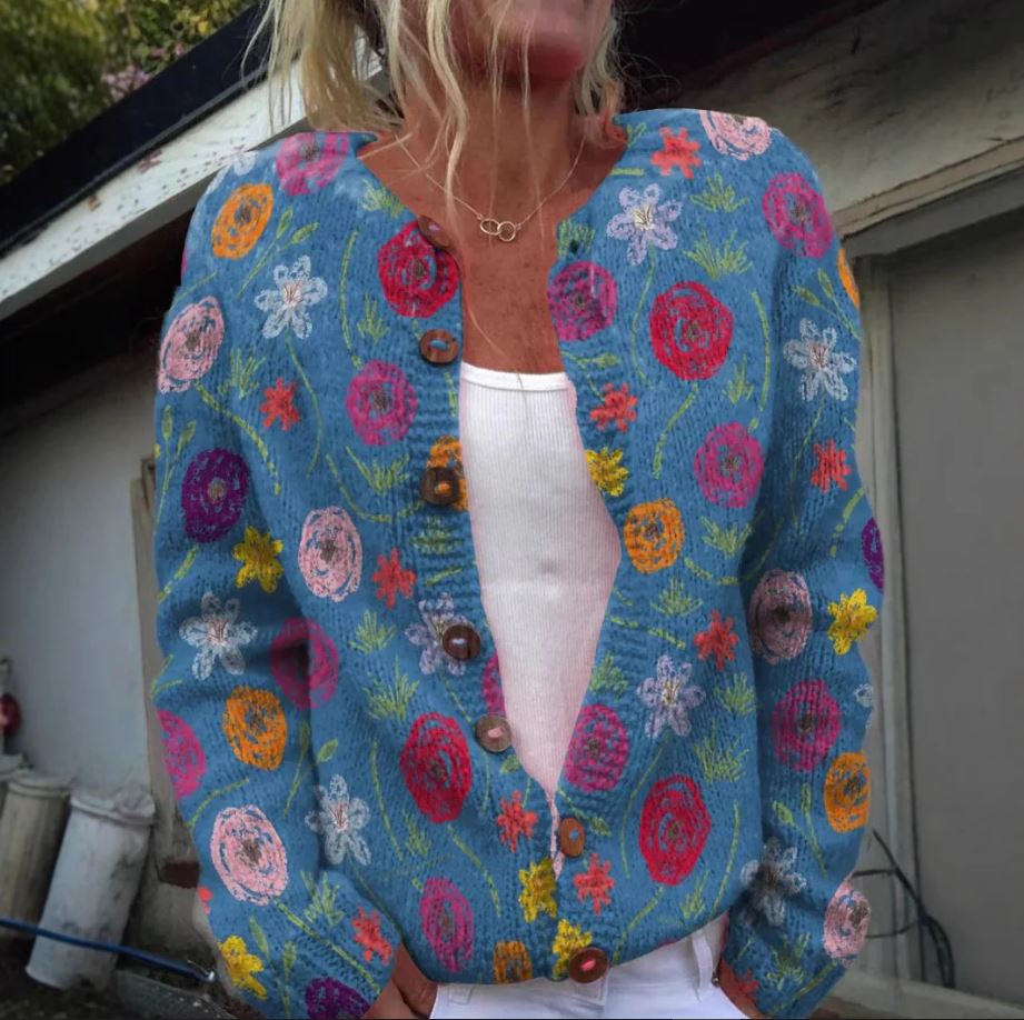 Tilda | Elegant blue floral patterned cardigan for a charming style