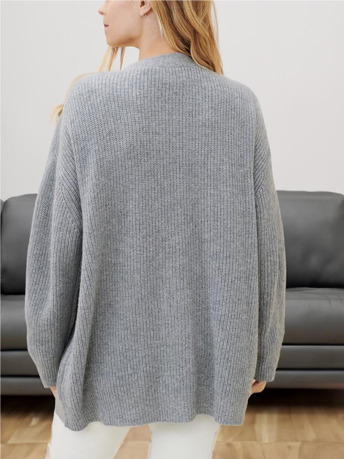 Chic Cocoon Cardigan — Plush Wrap-Style Comfort for Effortless Glam