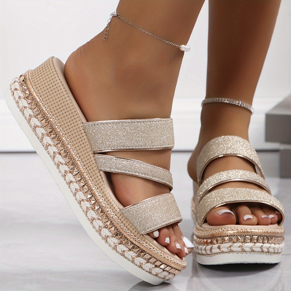 LINDY - Comfortable Spring Sandals for an Elegant Style