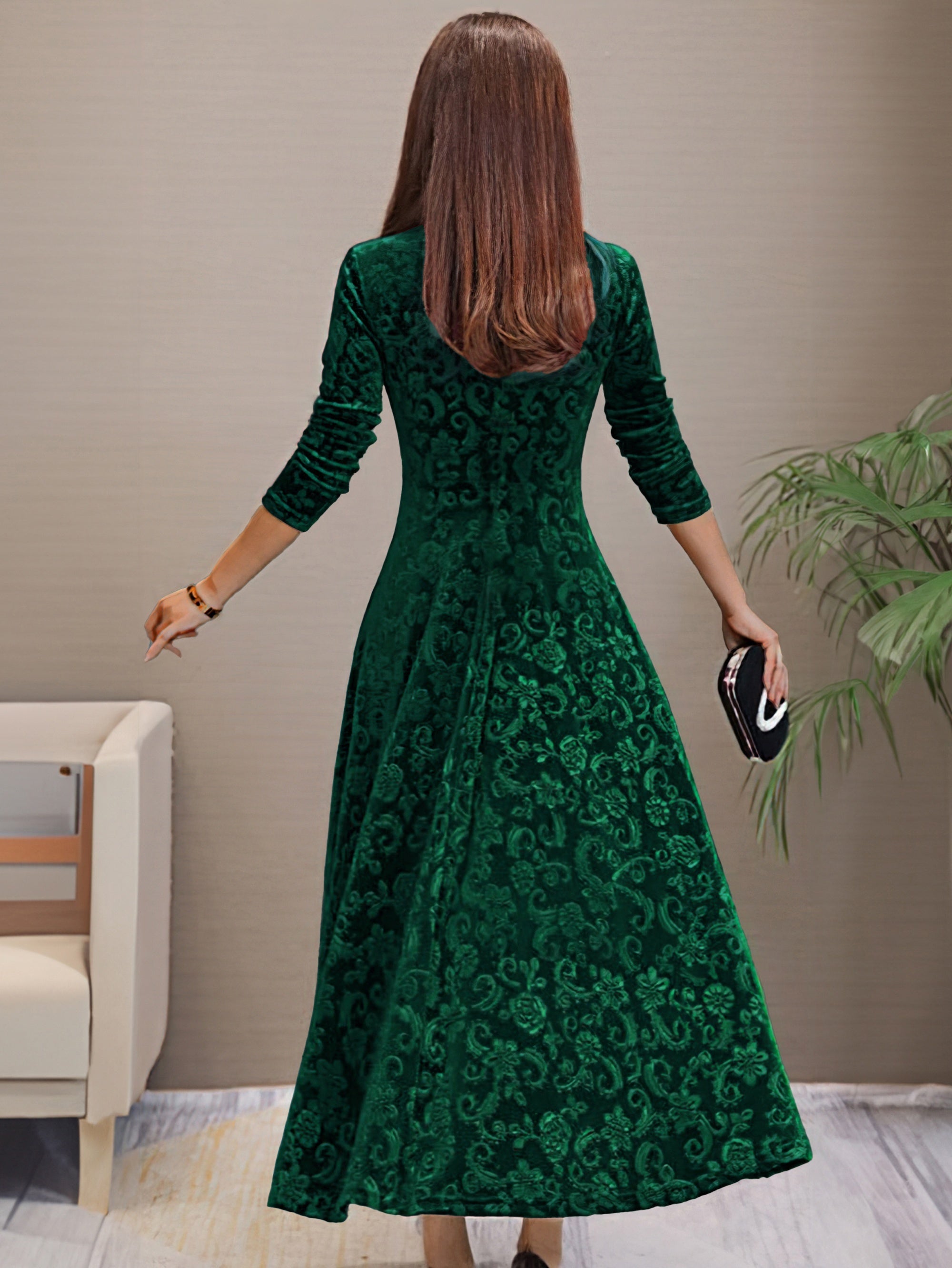 Denise Velvet Elegance Dress