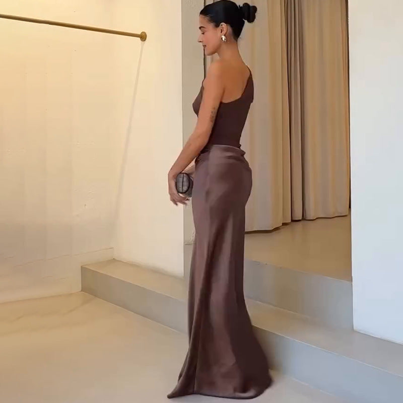 Effortless-Chic Dress for Casual-Elegant Style