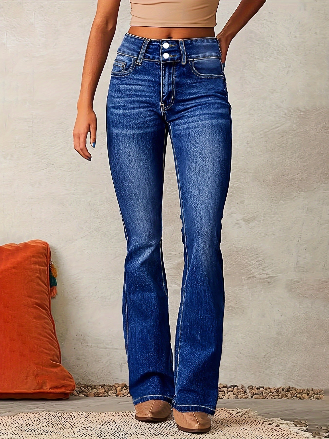 Diane Classic Flare Jeans – Timeless Elegance