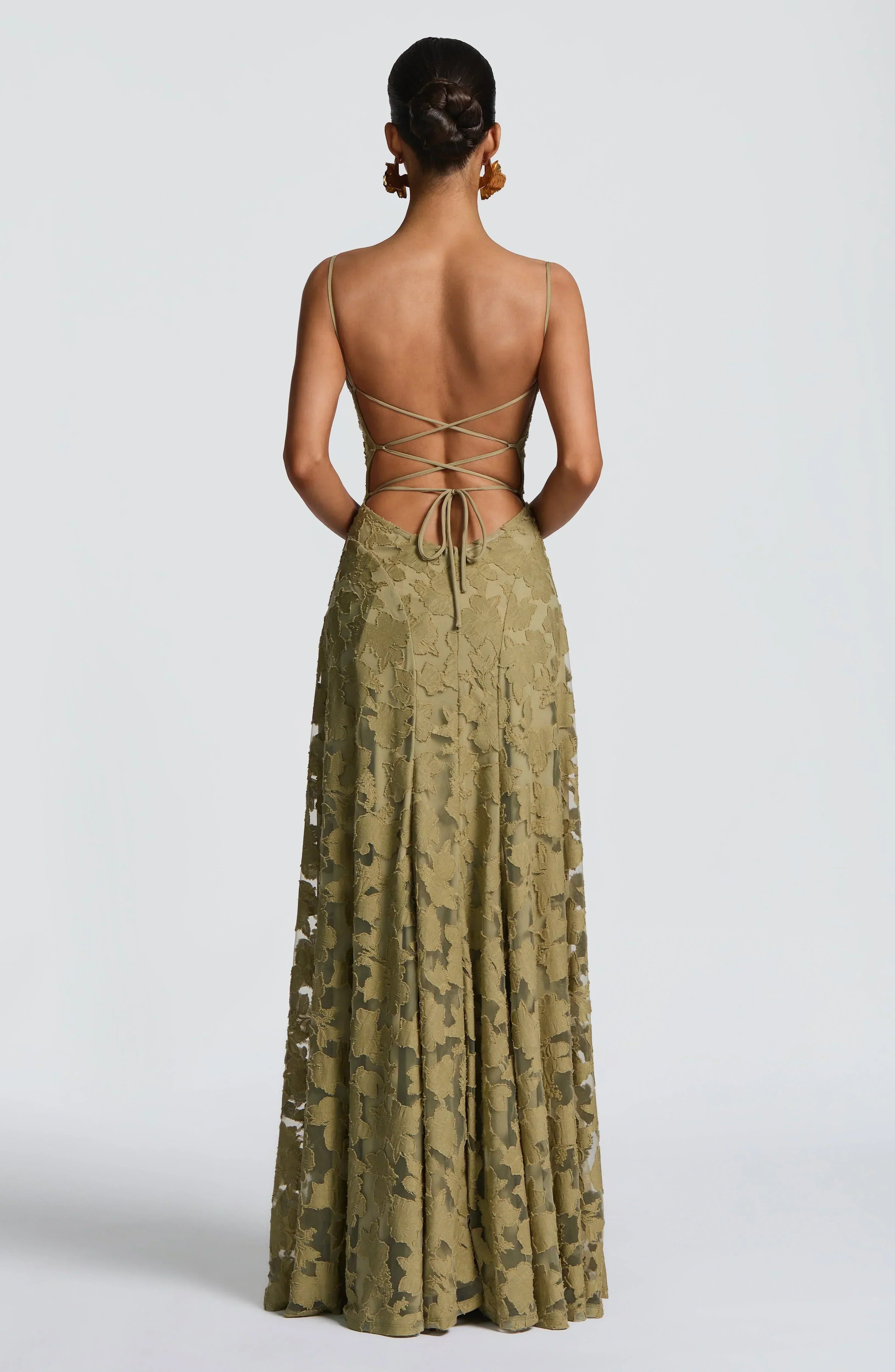 Elegant Lace Corset Long Dress – Timeless Glamour in a Flattering Silhouette