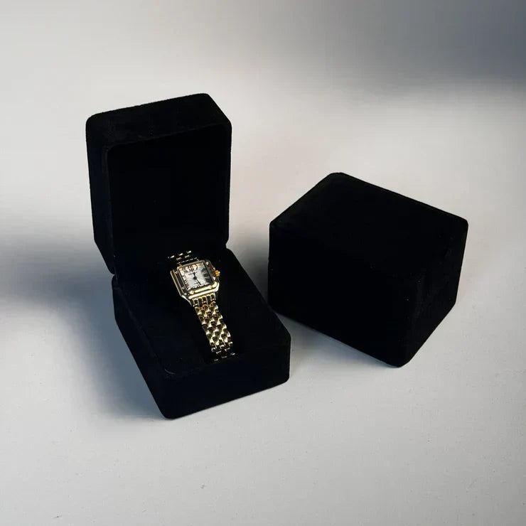 Modern Grealy Watch with Sleek Design and Minimalist Look