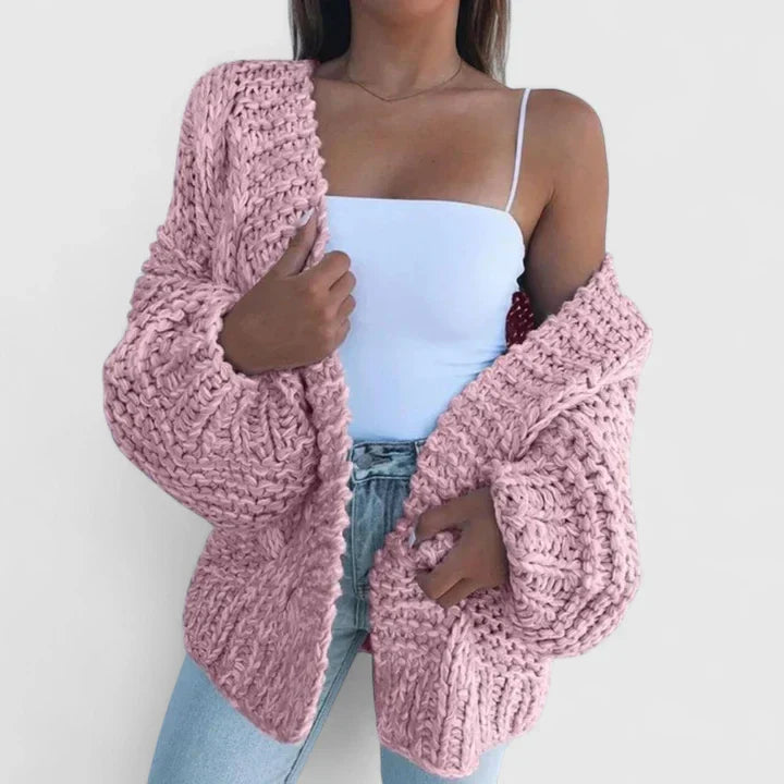 Yvanderliah | The Ultimate Comfortable and Stylish Cardigan