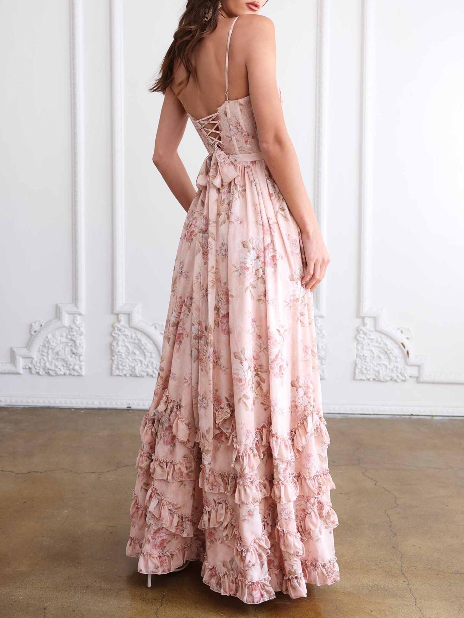 Maxi Flared Dress with Floral Ruffles for an Elegant Style