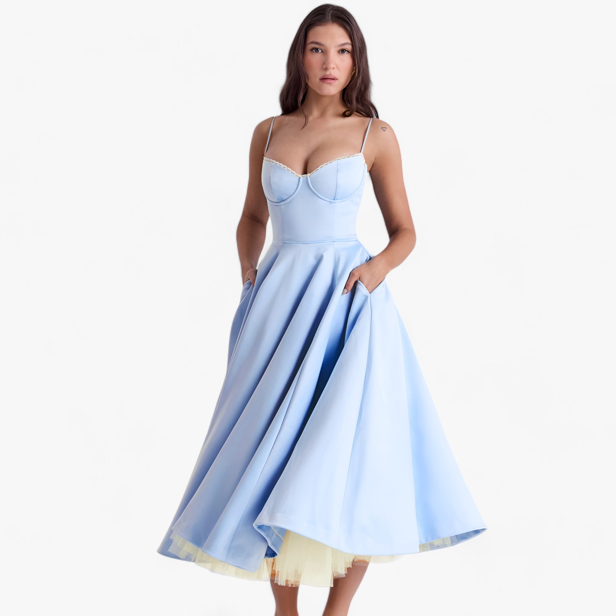 Audrey dress – timeless elegance and comfort for any occasion