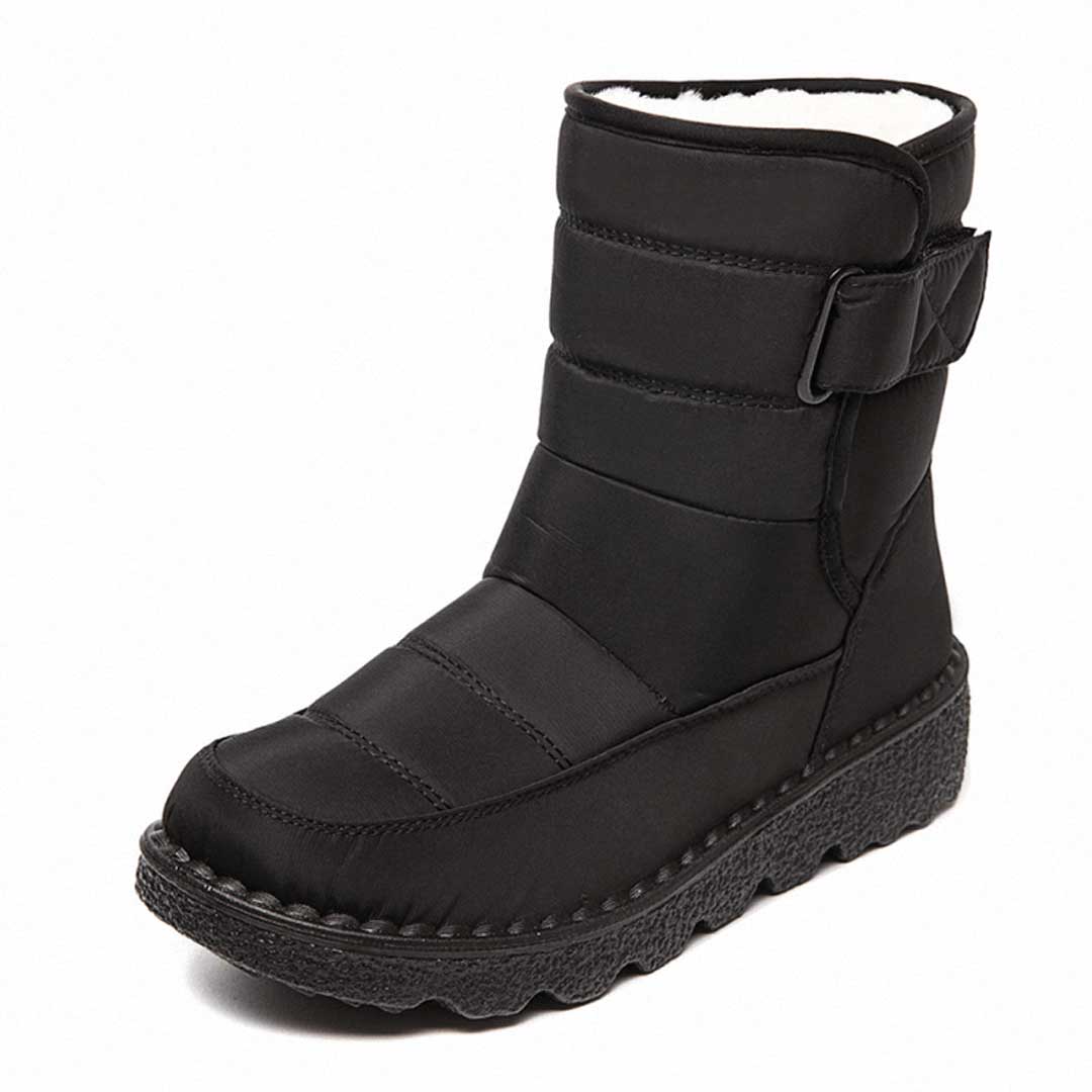 Warm Winter Ankle Boots with Comfortable Lining for Dominating the Snow