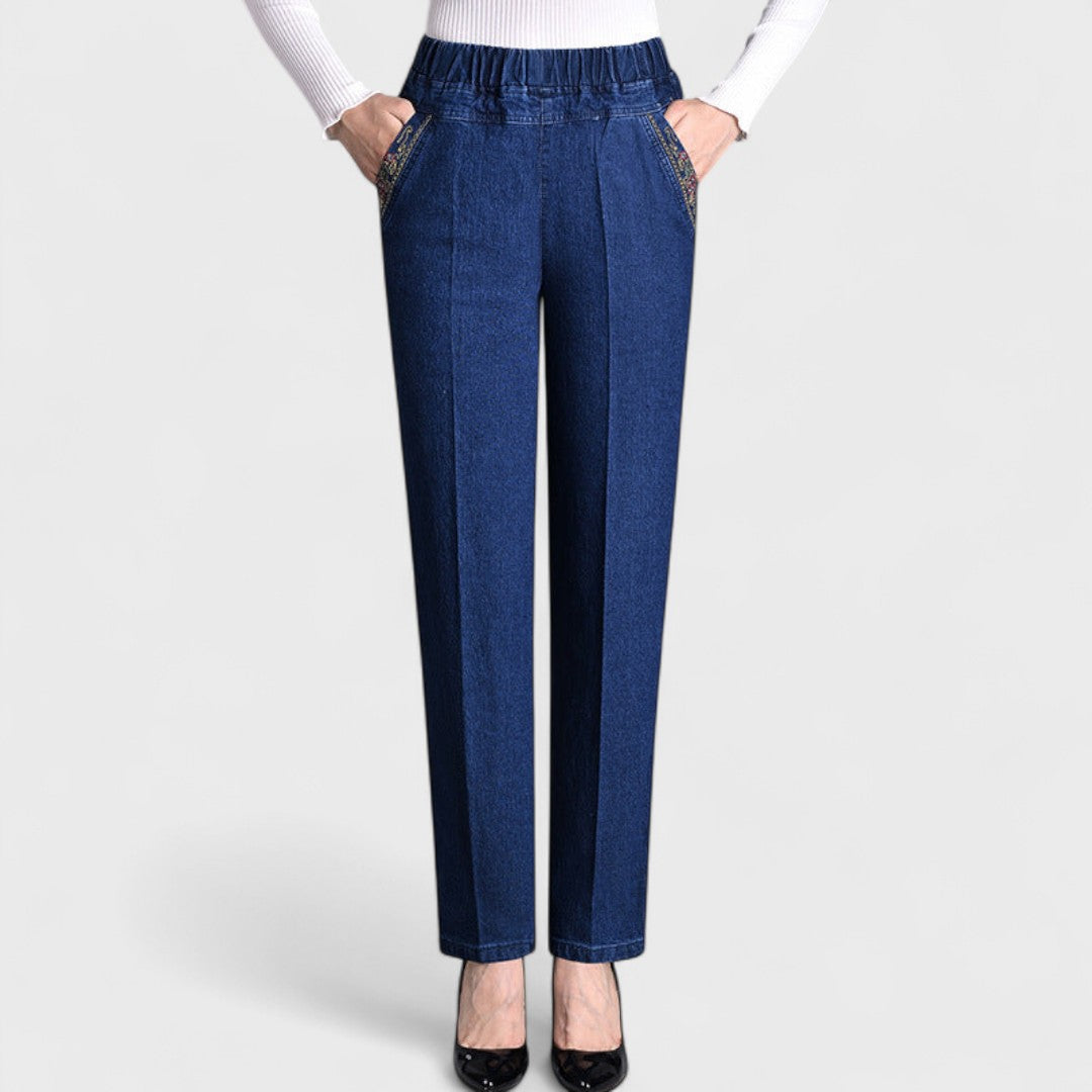 Elegant and comfortable women's pants with henné design